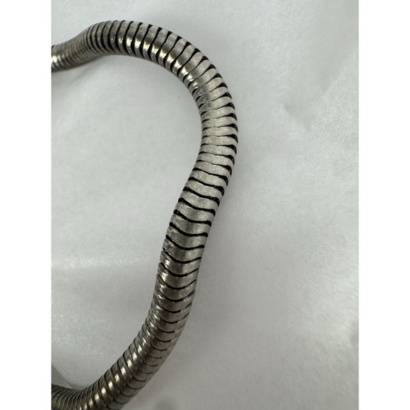 1970s Silver Metal‎ Mesh Disco Glam Evening Bag Vintage Kiss Lock Purse - Picture 8 of 9